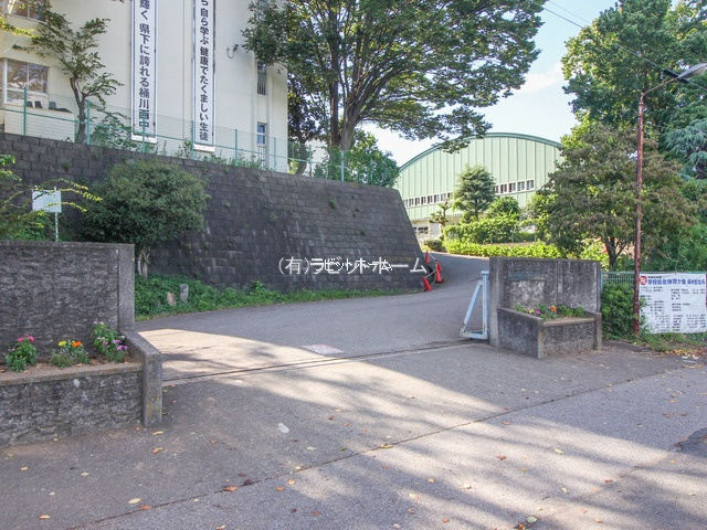 桶川市立桶川西中学校