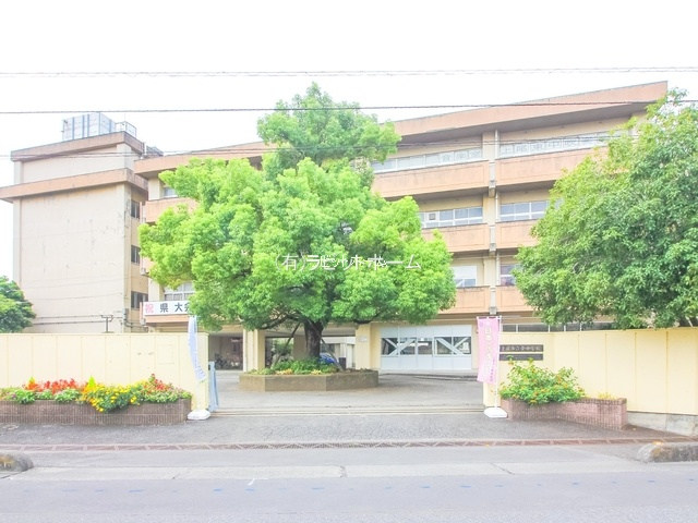 上尾市立東中学校